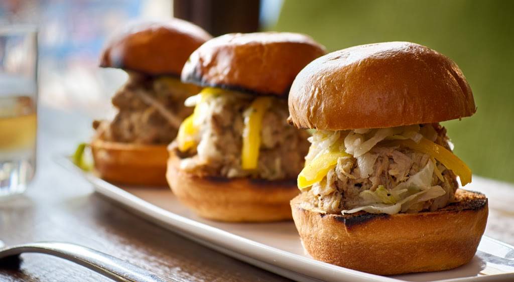 Montezuma Roadhouse | restaurant | 91 River Run Rd, Dillon, CO 80435, USA | 9702622202 OR +1 970-262-2202