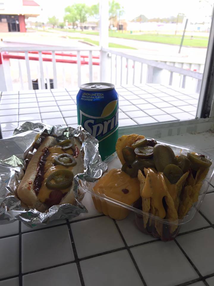 Cambridge Corner Food & Snoballs Restaurant | restaurant | 1036 W Airline Hwy, Laplace, LA 70068, USA | 9853596967 OR +1 985-359-6967