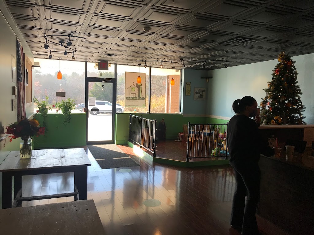 The Nutrition Barn | restaurant | 12 Stilson Rd, Wyoming, RI 02898, USA | 4015397079 OR +1 401-539-7079