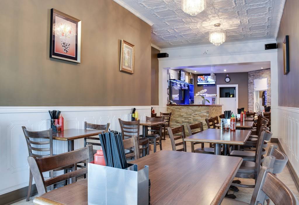 Pho VP | restaurant | 351 Jane St, Toronto, ON M6S 3Z3, Canada | 4167924542 OR +1 416-792-4542