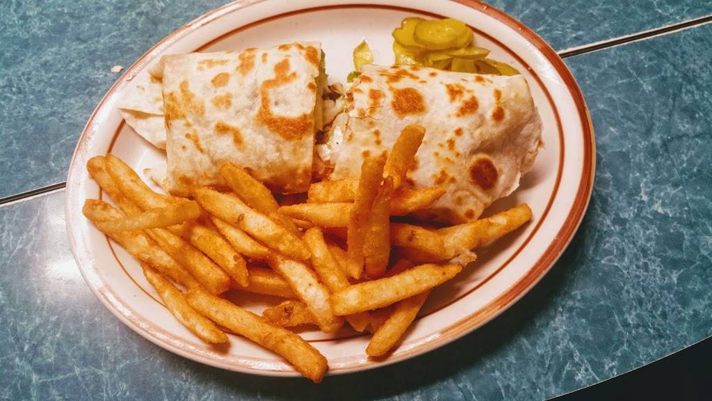 Hub City Restaurant | restaurant | 409 E Mill St, Plymouth, WI 53073, USA | 9208922829 OR +1 920-892-2829