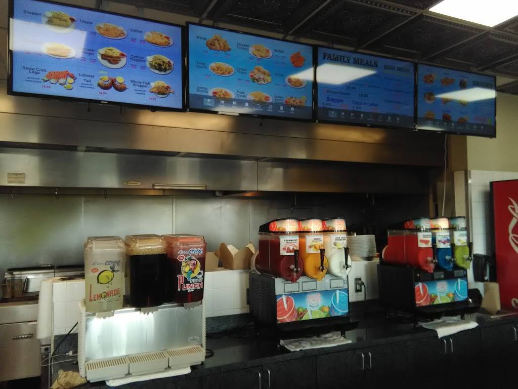 Snappers Seafood & Chicken | restaurant | 13565 NW 27th Ave, Opa-locka, FL 33054, USA | 3056876539 OR +1 305-687-6539