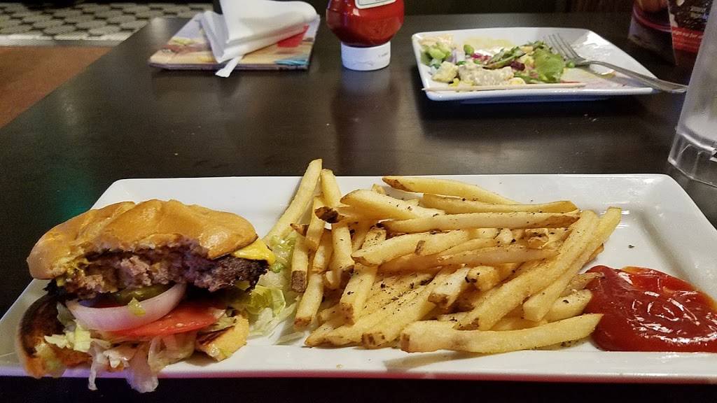 Ruby Tuesday | restaurant | 5005 Fayetteville Rd, Lumberton, NC 28358, USA | 9107396030 OR +1 910-739-6030