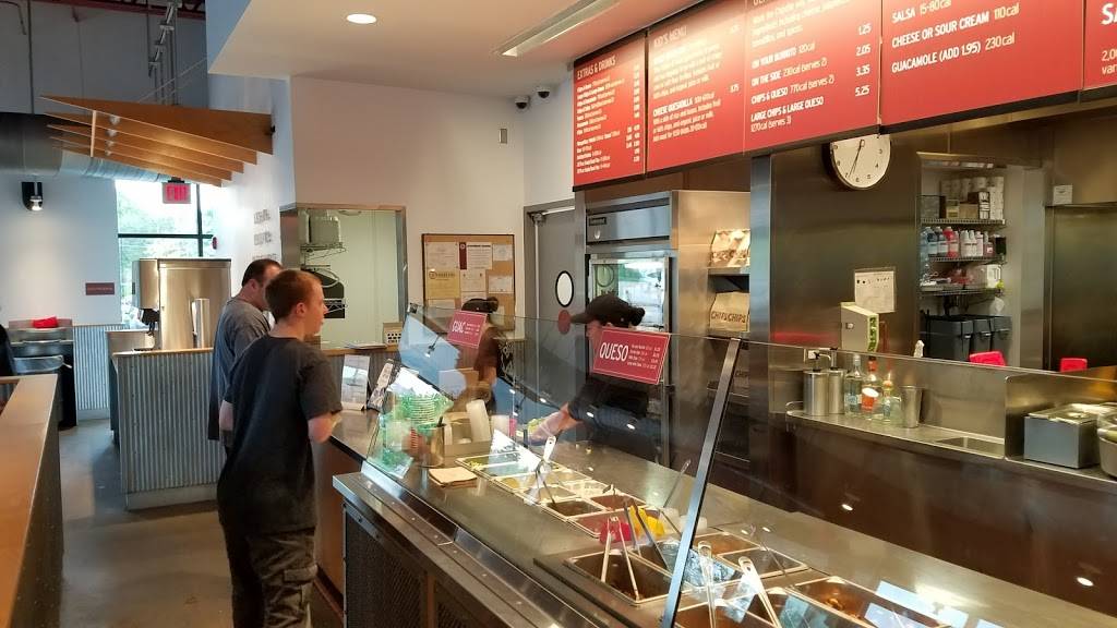 Chipotle Mexican Grill | restaurant | 1572 E Lake Cook Rd, Wheeling, IL 60090, USA | 8475206353 OR +1 847-520-6353