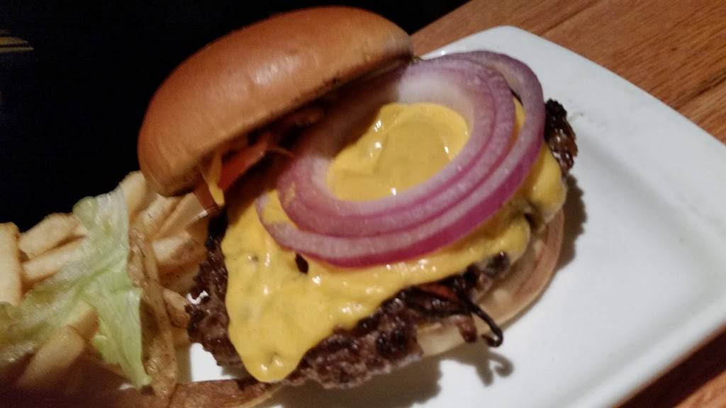 Applebees Grill + Bar | restaurant | 4040 US-54, Osage Beach, MO 65065, USA | 5733489595 OR +1 573-348-9595