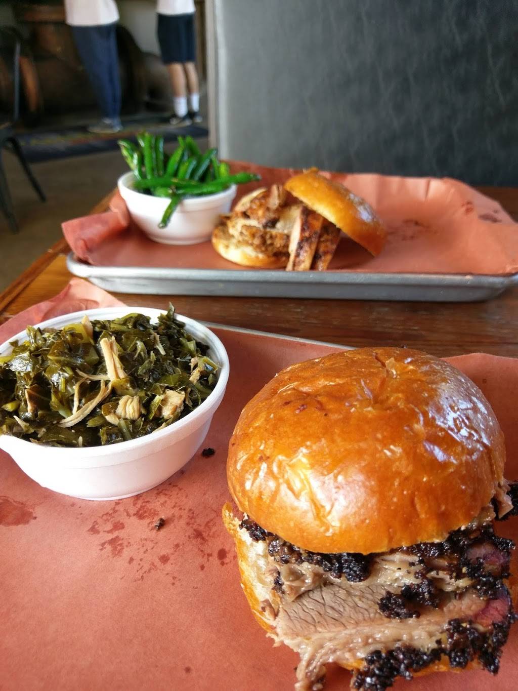 Hammerdown Barbecue | restaurant | 41153 John Mosby Hwy, Aldie, VA 20105, USA | 7035428692 OR +1 703-542-8692