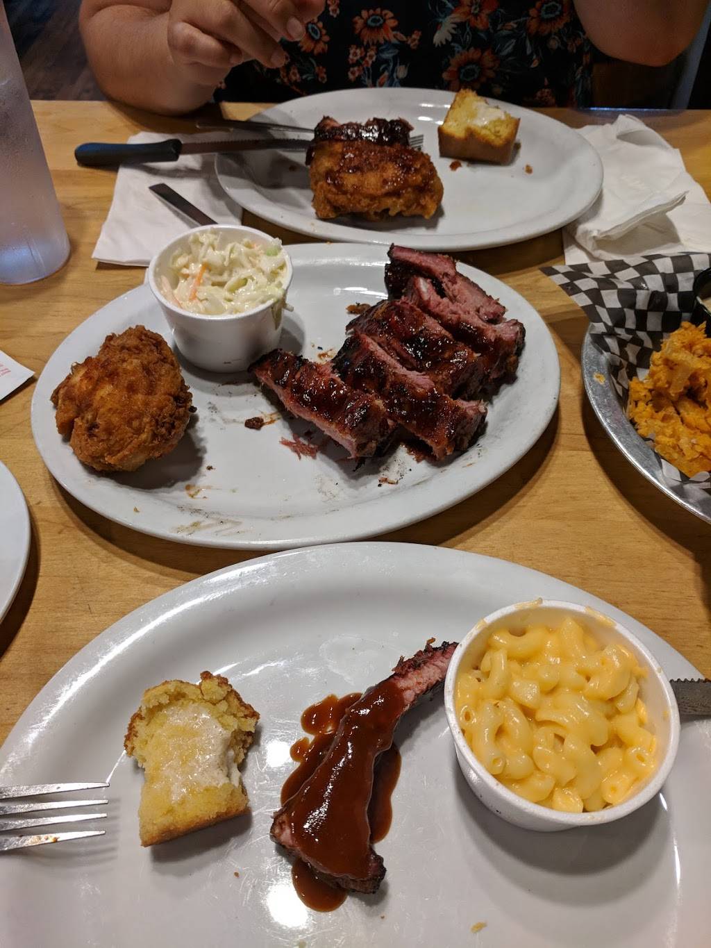 Camp 31 | restaurant | 22 Paris Rd, Paris, ON N3L 5X2, Canada | 5194423560 OR +1 519-442-3560