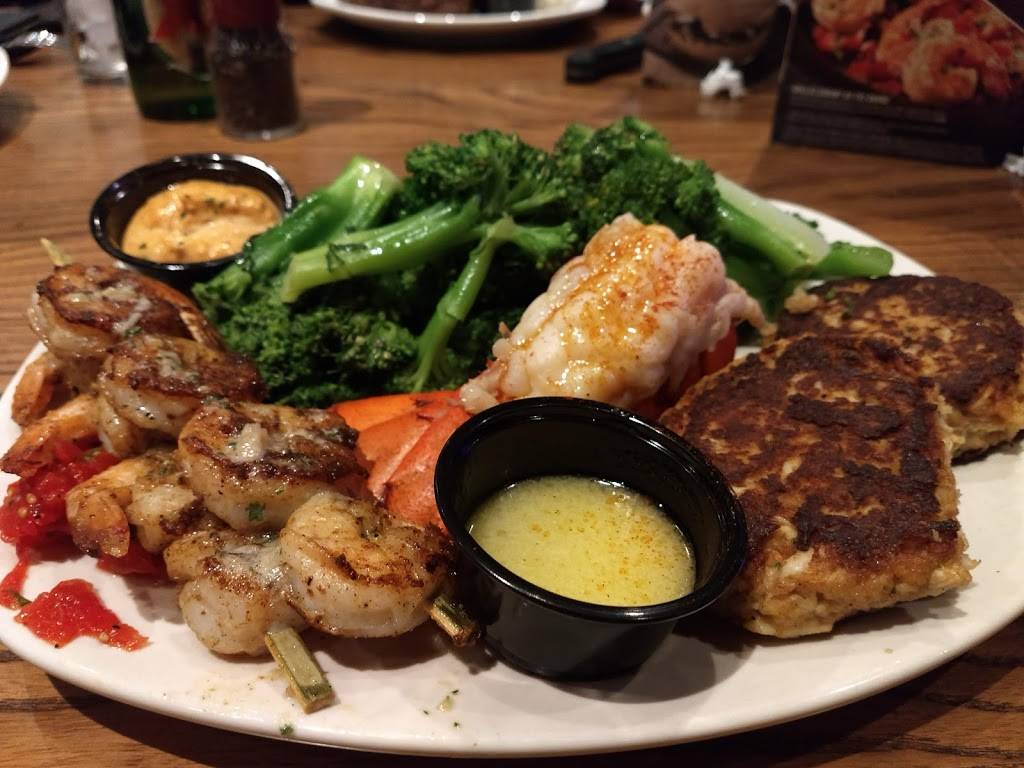 Outback Steakhouse | restaurant | 1574 N Dupont Hwy st 800, Dover, DE 19901, USA | 3022443425 OR +1 302-244-3425
