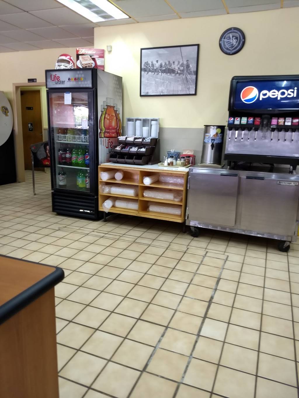 Leone Original Pizza | restaurant | 11134 Antioch Rd, Overland Park, KS 66210, USA | 9134519245 OR +1 913-451-9245