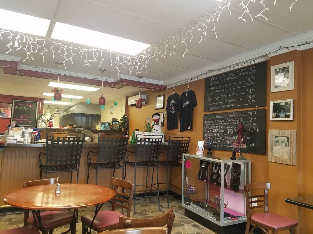 Toronys Giant Hotdog | restaurant | 1325 N River St, Plains, PA 18705, USA | 5708221067 OR +1 570-822-1067