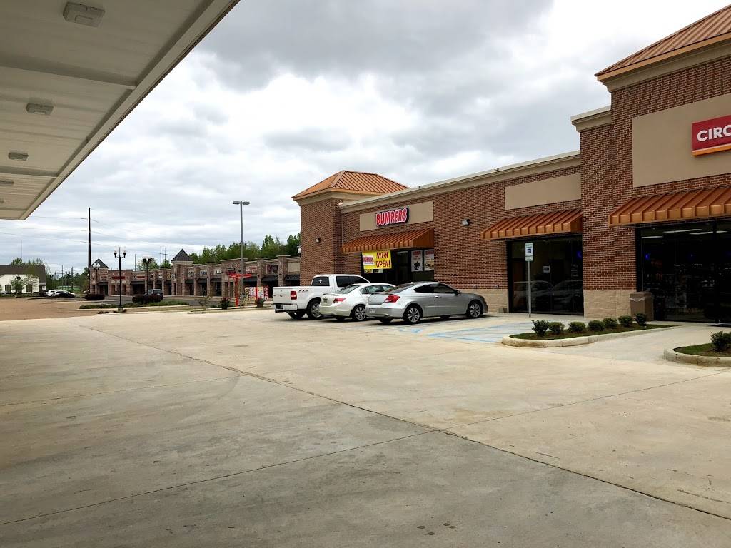 Bumpers Drive-In | restaurant | 1706 US-51, Madison, MS 39110, USA | 6017907904 OR +1 601-790-7904