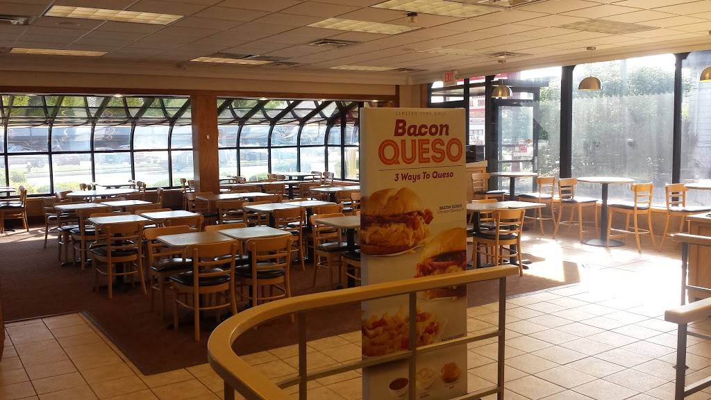 Wendys | restaurant | 5802 Monroe St, Sylvania, OH 43560, USA | 4198828300 OR +1 419-882-8300