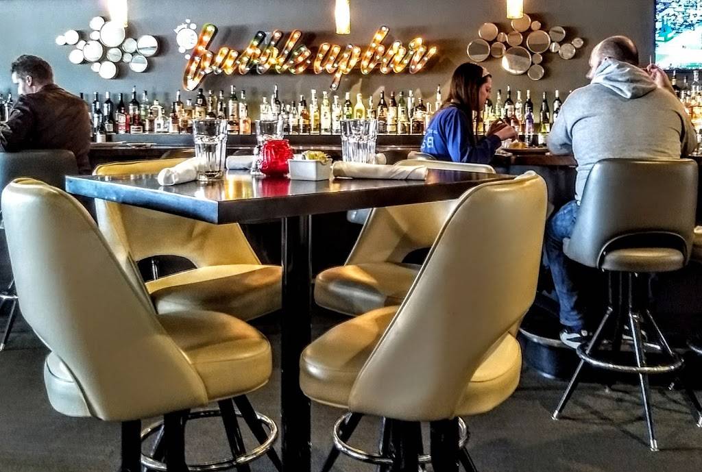 Avenue Club and The Bubble Up Bar | restaurant | 1128 E Washington Ave, Madison, WI 53703, USA | 6082576877 OR +1 608-257-6877