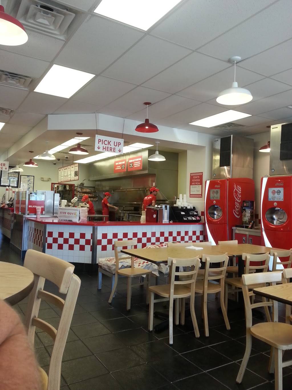 Five Guys | meal takeaway | 47 Rehoboth Ave, Rehoboth Beach, DE 19971, USA | 3027275470 OR +1 302-727-5470
