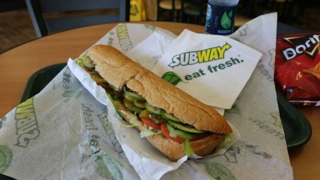 Subway Restaurants | restaurant | 221 Central Ave #A-1, Atlanta, GA 30303, USA | 4045226914 OR +1 404-522-6914