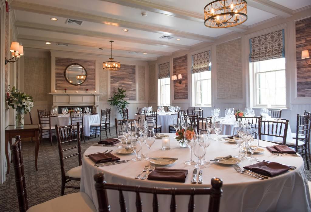 Circa 1886 Restaurant | restaurant | 149 Wentworth St, Charleston, SC 29401, USA | 8438537828 OR +1 843-853-7828