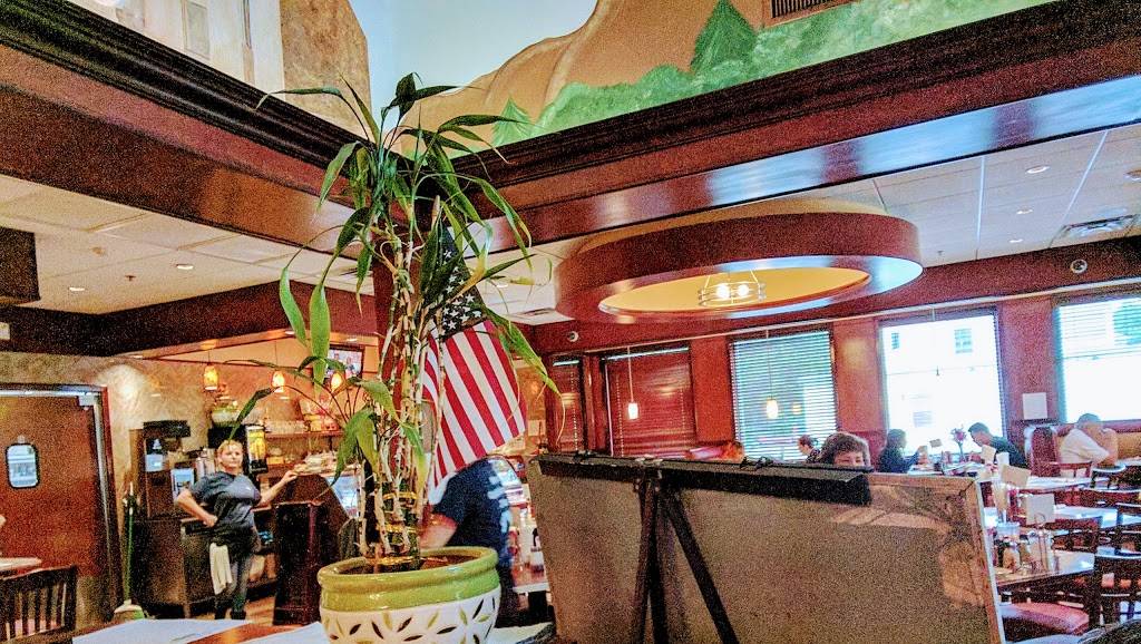 The New Ewing Diner & Restaurant | restaurant | 1099 Parkway Ave, Ewing Township, NJ 08628, USA | 6098825519 OR +1 609-882-5519