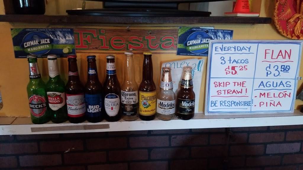 El Korita | restaurant | 256 W Ardice Ave, Eustis, FL 32726, USA | 3524830355 OR +1 352-483-0355