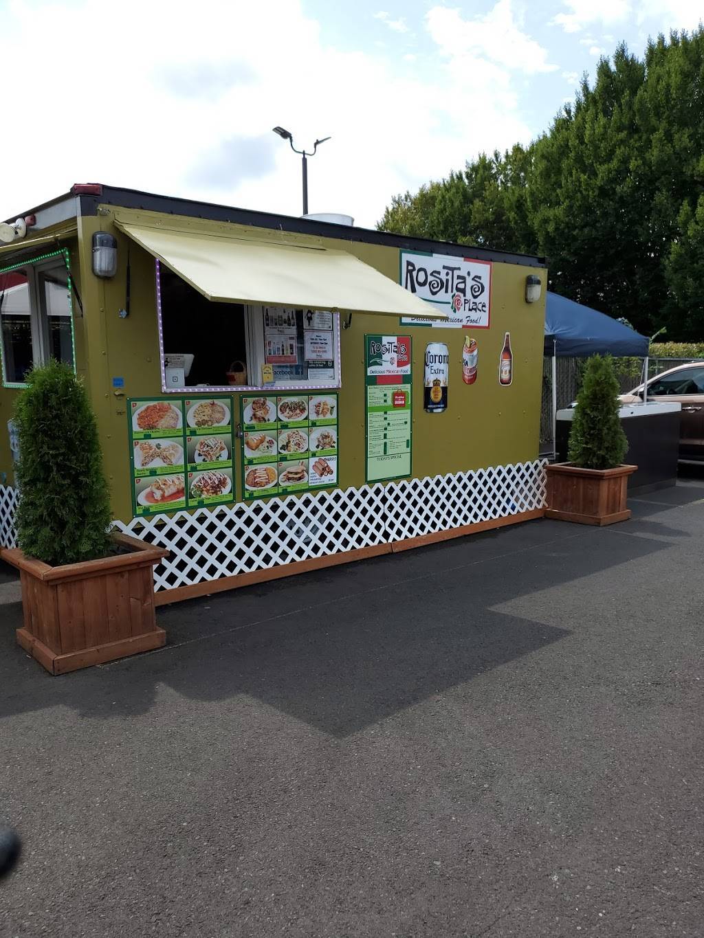 La Cubana | restaurant | 3405 SE 82nd Ave, Portland, OR 97266, USA | 5037544044 OR +1 503-754-4044