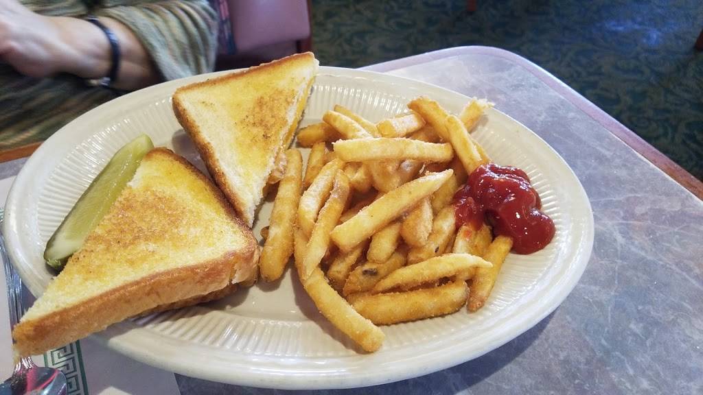 Park City Family Restaurant | restaurant | 2002 E Milwaukee St, Janesville, WI 53545, USA | 6087548181 OR +1 608-754-8181