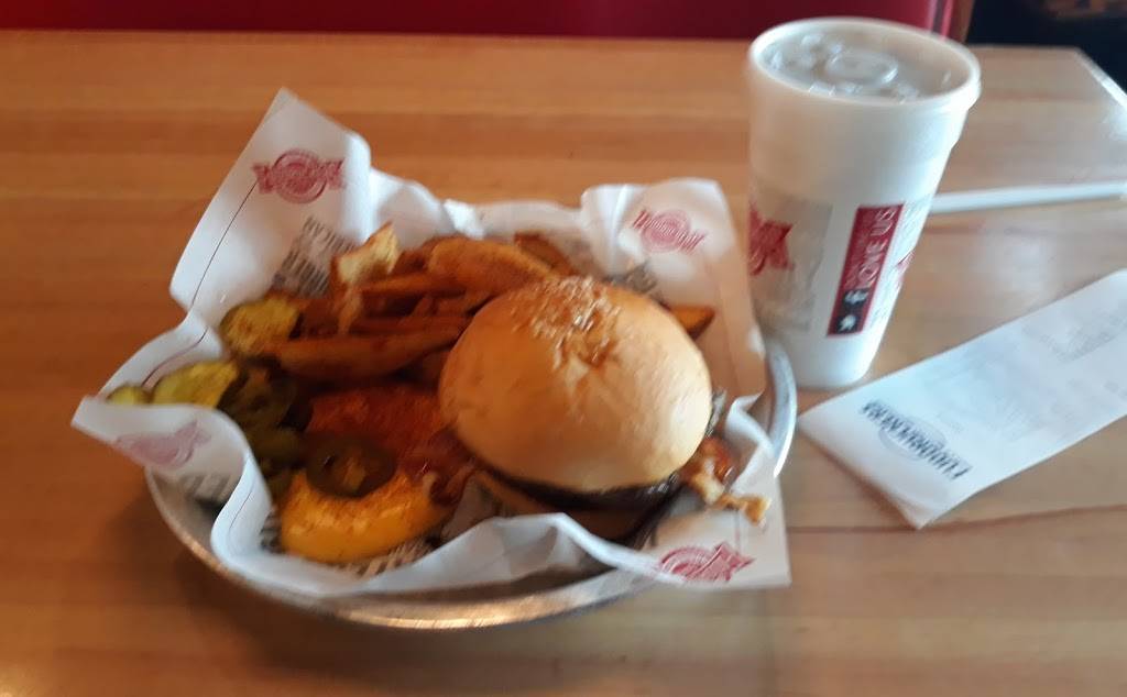 Fuddruckers | restaurant | 3929 Southwest Fwy, Houston, TX 77027, USA | 7136218222 OR +1 713-621-8222