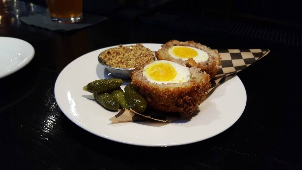 The Bull & Garland | restaurant | 760 Main St, Hobart, NY 13788, USA | 6075383006 OR +1 607-538-3006