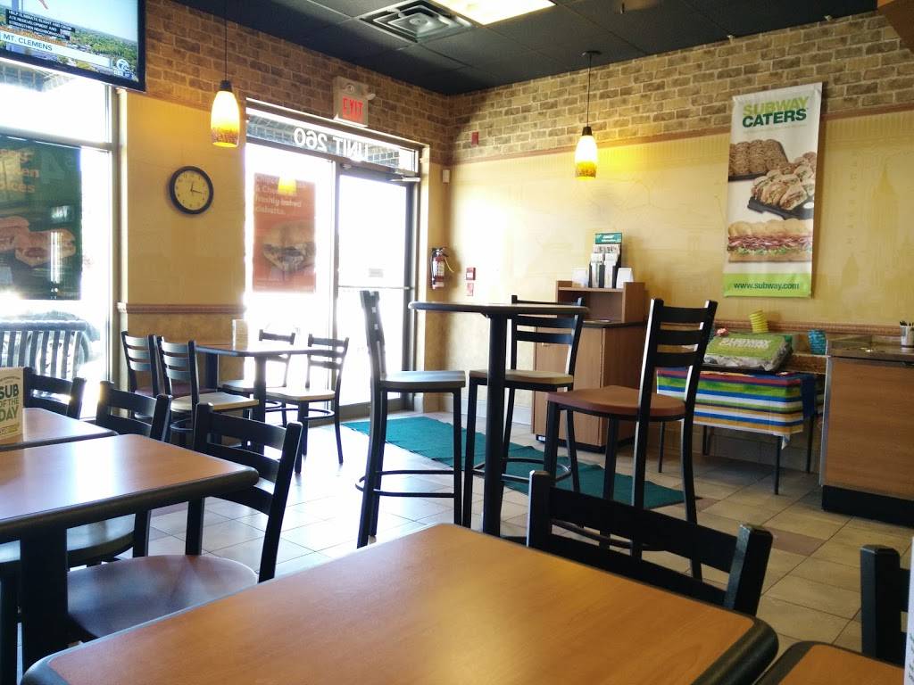 Subway | restaurant | 486 Advance Blvd #260, Tecumseh, ON N8N 0B8, Canada | 5197270330 OR +1 519-727-0330