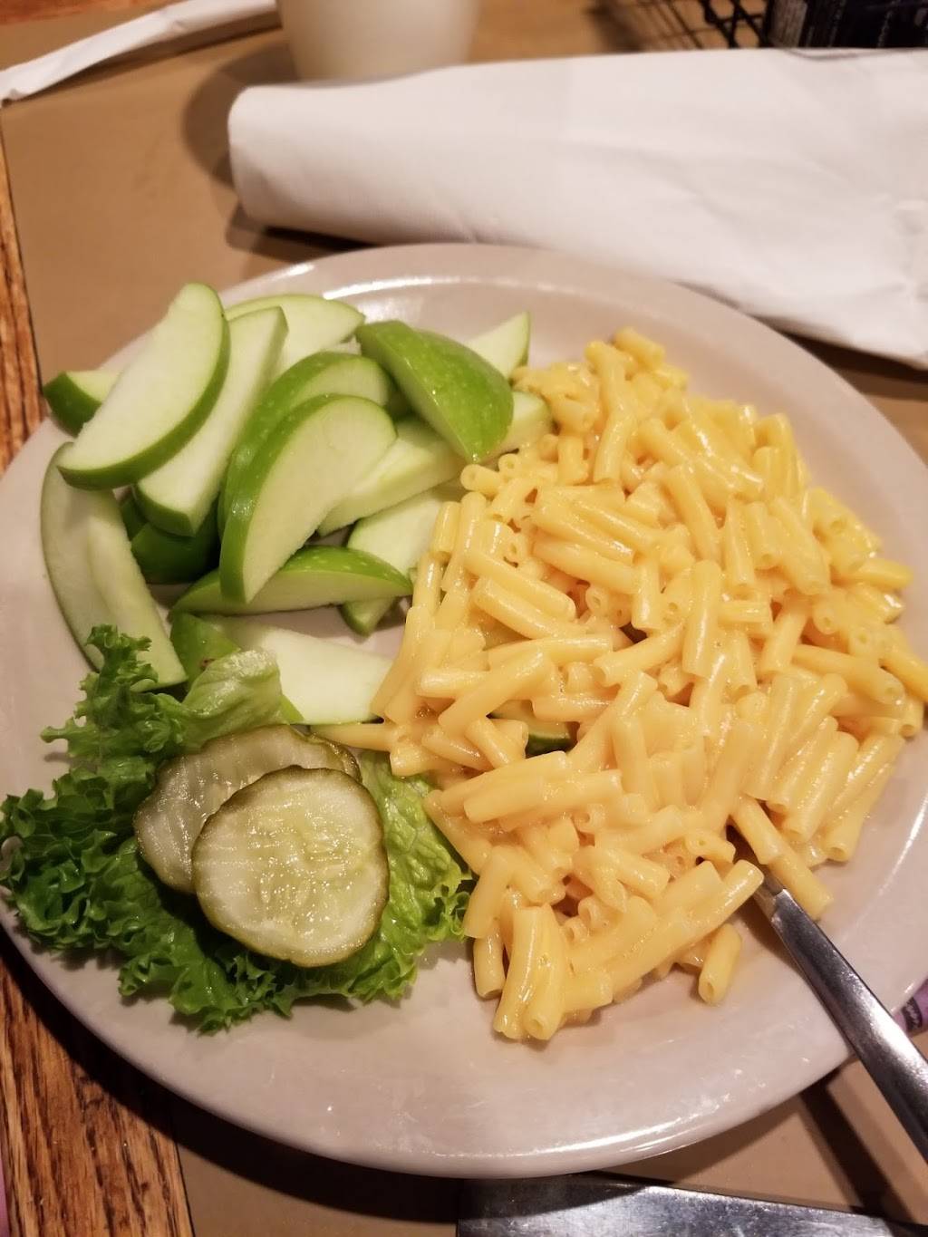 Mavericks Grille | night club | 15 E Agate Ave, Granby, CO 80446, USA | 9708879000 OR +1 970-887-9000