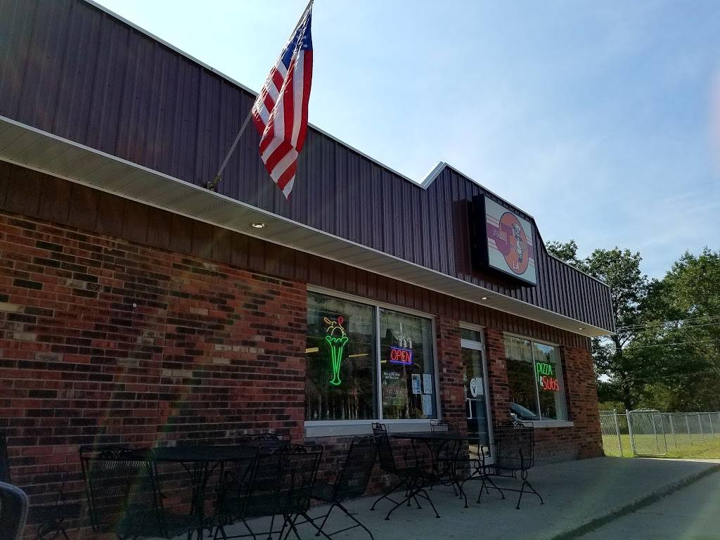 Papa Js Pizzeria | restaurant | 18557 Maple St, Lake Ann, MI 49650, USA | 2312757007 OR +1 231-275-7007