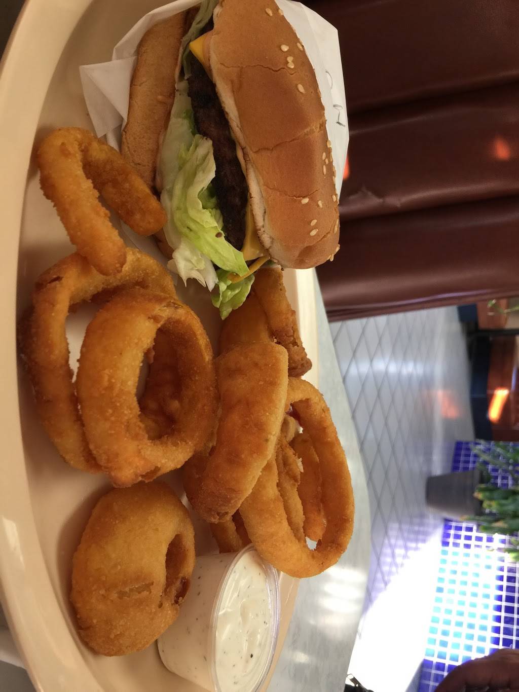 Joyce Burger & Rice | restaurant | 6320 Mission Boulevard, Riverside, CA 92509, USA | 9516868420 OR +1 951-686-8420