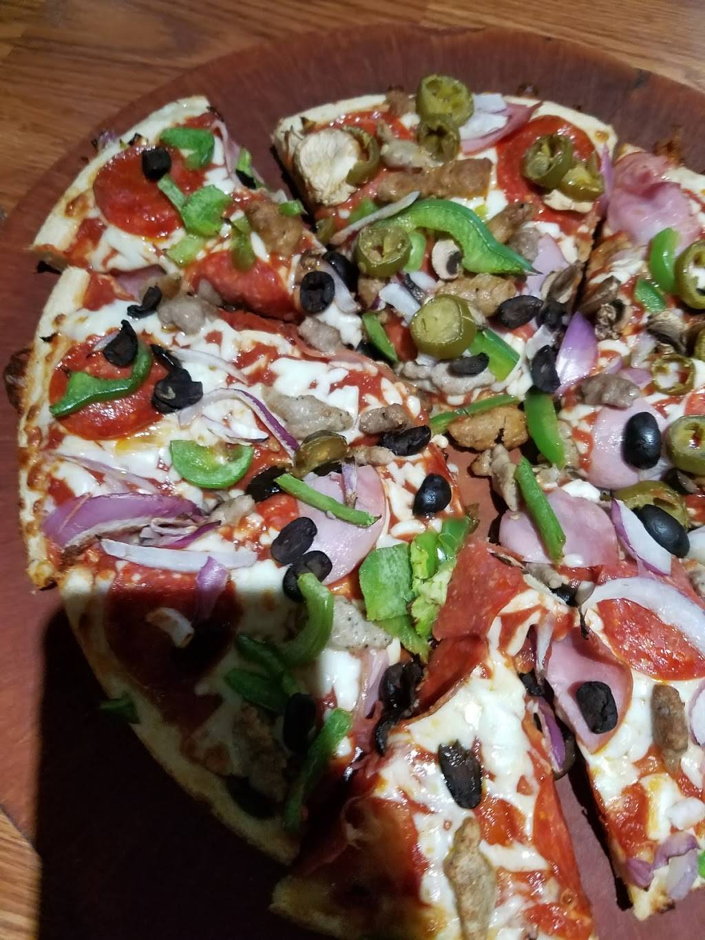 Pizza Hut | restaurant | 803 W Main St, Edna, TX 77957, USA | 3617827197 OR +1 361-782-7197