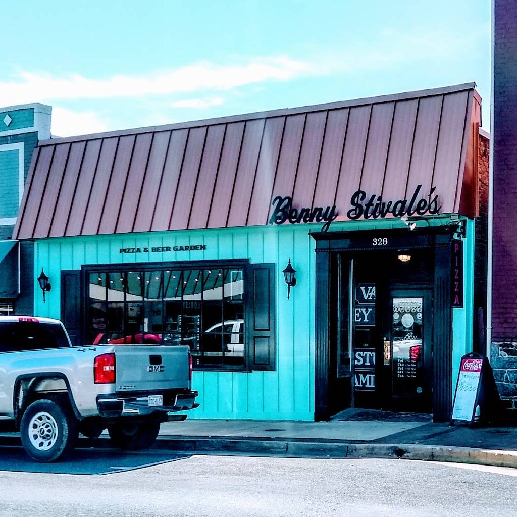 Benny Stivales | restaurant | 328 W Main St, Waynesboro, VA 22980, USA | 5402214554 OR +1 540-221-4554