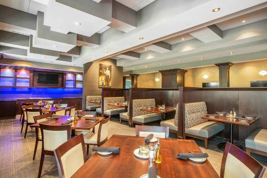 Johnnys Italian Steakhouse | restaurant | 19333 David Memorial Dr, Shenandoah, TX 77385, USA | 3463312060 OR +1 346-331-2060