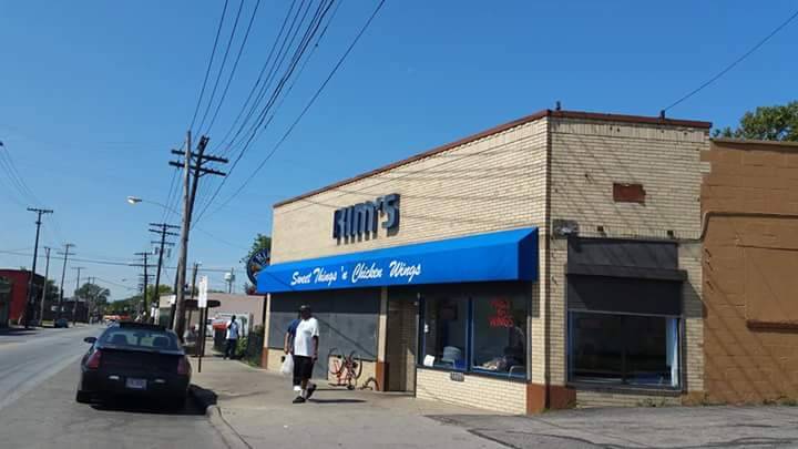 Kims Wings | restaurant | 14909 St Clair Ave, Cleveland, OH 44110, USA | 2166816644 OR +1 216-681-6644