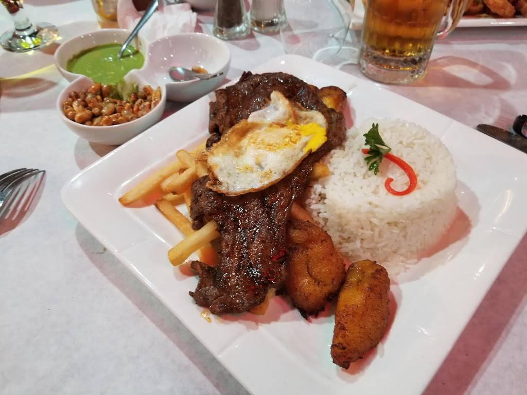 El Ajicito | restaurant | 246 Front St, Hempstead, NY 11550, USA | 5162925724 OR +1 516-292-5724