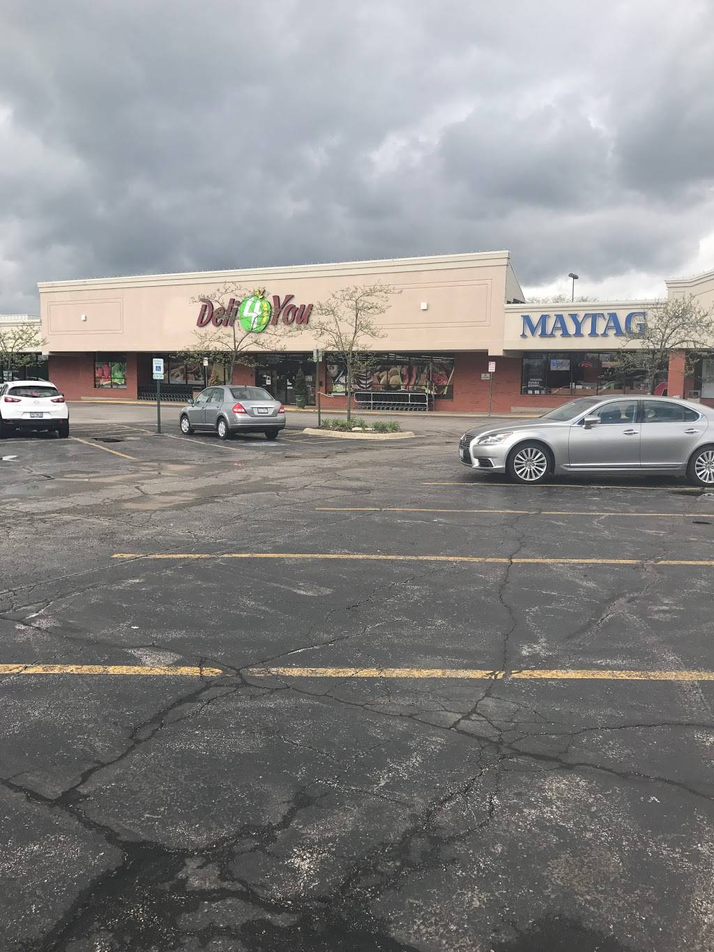 Marios Homemade Style Pizza | restaurant | 522 S Roselle Rd, Schaumburg, IL 60193, USA | 8478956336 OR +1 847-895-6336