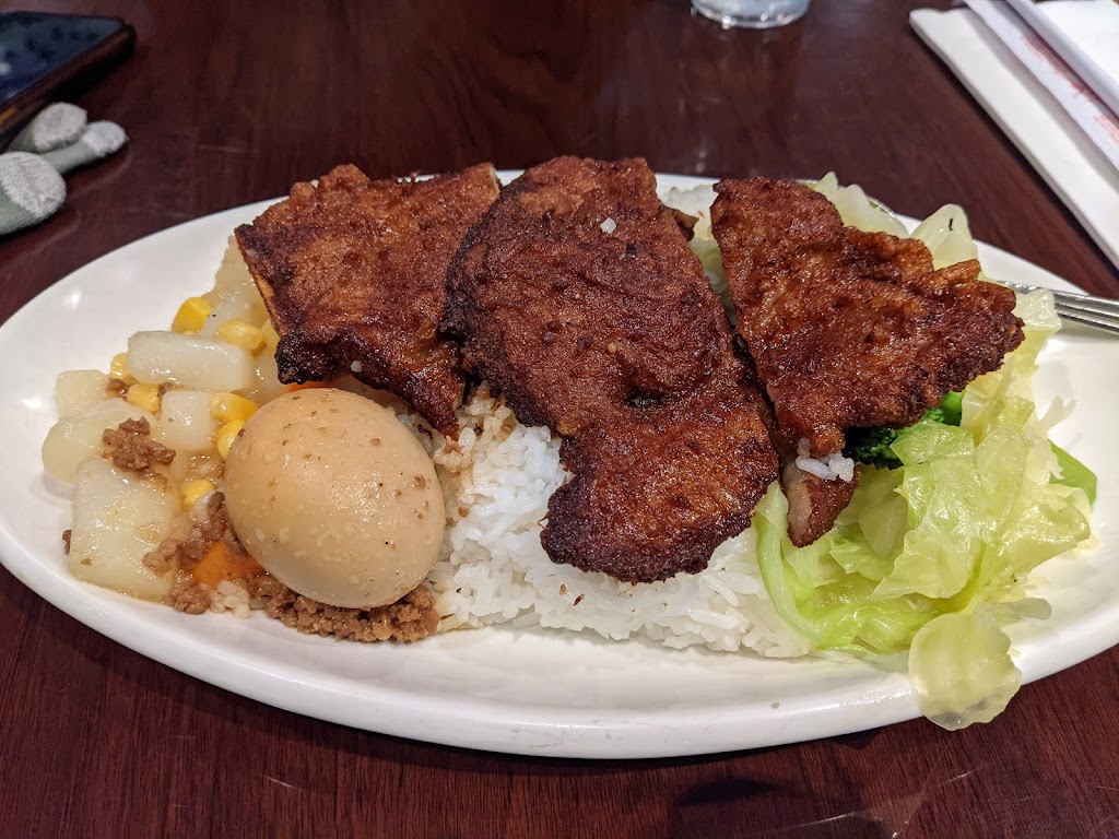 Dolphin Bay | restaurant | 72 Brighton Ave, Allston, MA 02134, USA | 6175621668 OR +1 617-562-1668