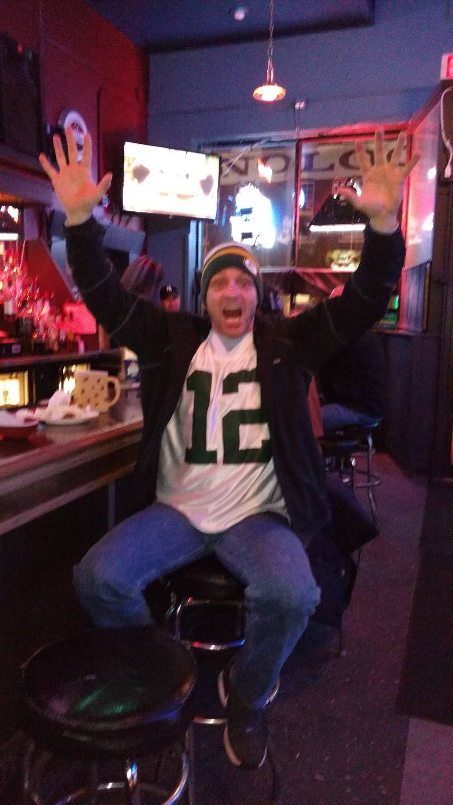 Micks Place | restaurant | 204 Factory St, Watertown, NY 13601, USA | 3157861992 OR +1 315-786-1992