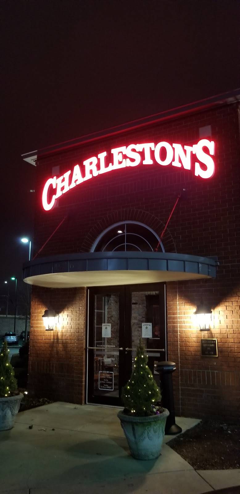 Charlestons Restaurant | restaurant | 14636 Greyhound Plaza, Carmel, IN 46032, USA | 3178465965 OR +1 317-846-5965