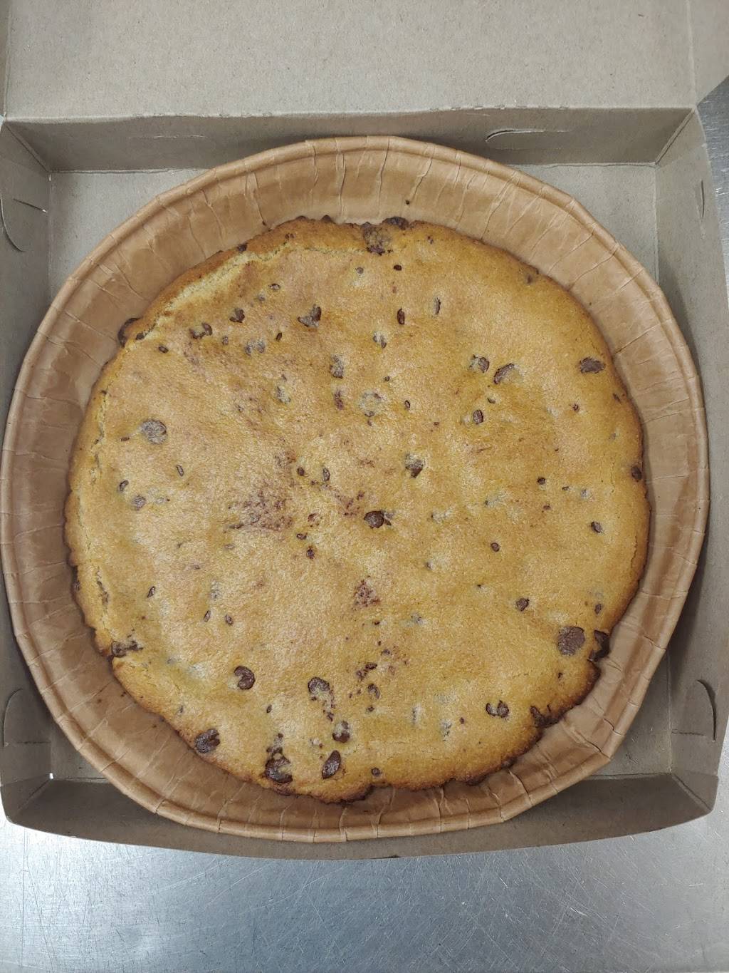 Family Pizza Palace | restaurant | 516 Cleveland St, Elyria, OH 44035, USA | 4403655626 OR +1 440-365-5626