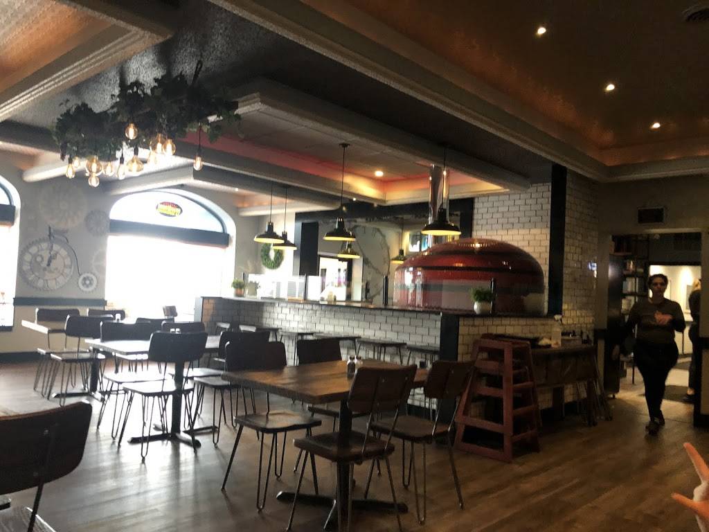 Mama Ginas | restaurant | 101 S 2nd St, Fulton, NY 13069, USA | 3155988210 OR +1 315-598-8210