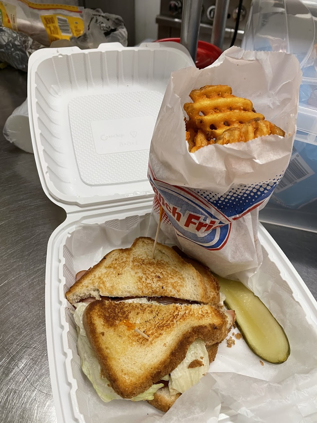 38 The Venue | restaurant | 5299 E 38th St, Indianapolis, IN 46218, USA | 3176026836 OR +1 317-602-6836