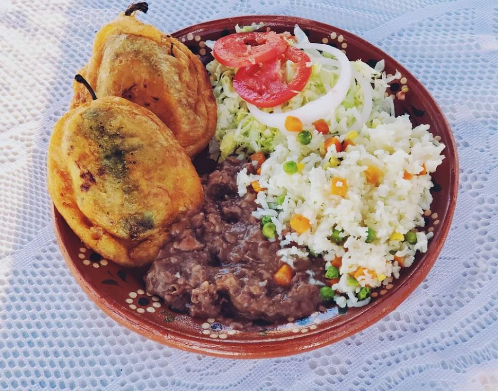 La Cocina de Pilar - Restaurante Mexicano | restaurant | 2810 San Bernardo Ave, Laredo, TX 78040, USA | 9562904592 OR +1 956-290-4592