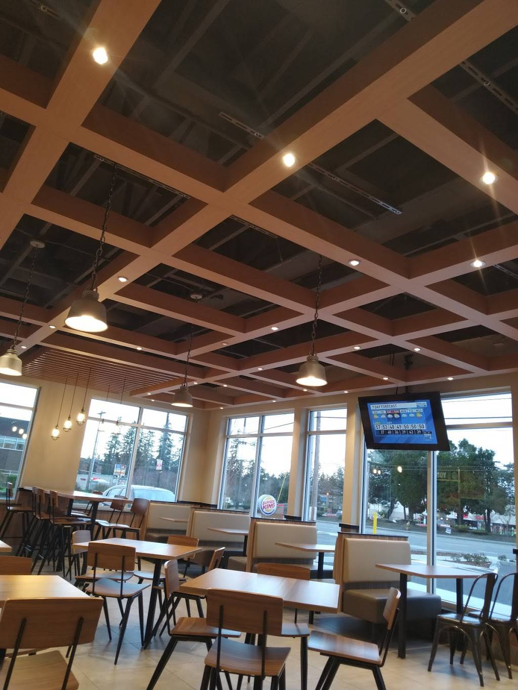 Burger King | restaurant | 8525 Evergreen Way, Everett, WA 98208, USA | 4252129348 OR +1 425-212-9348