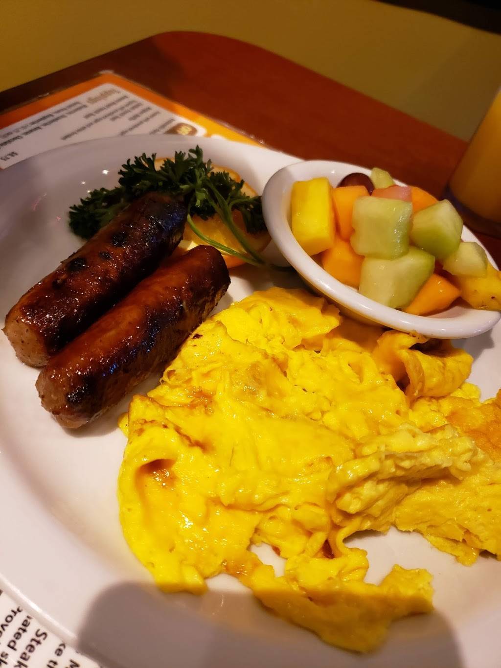 Eggshells Restaurant | restaurant | 596 W Main St, Lake Zurich, IL 60047, USA | 8477193447 OR +1 847-719-3447