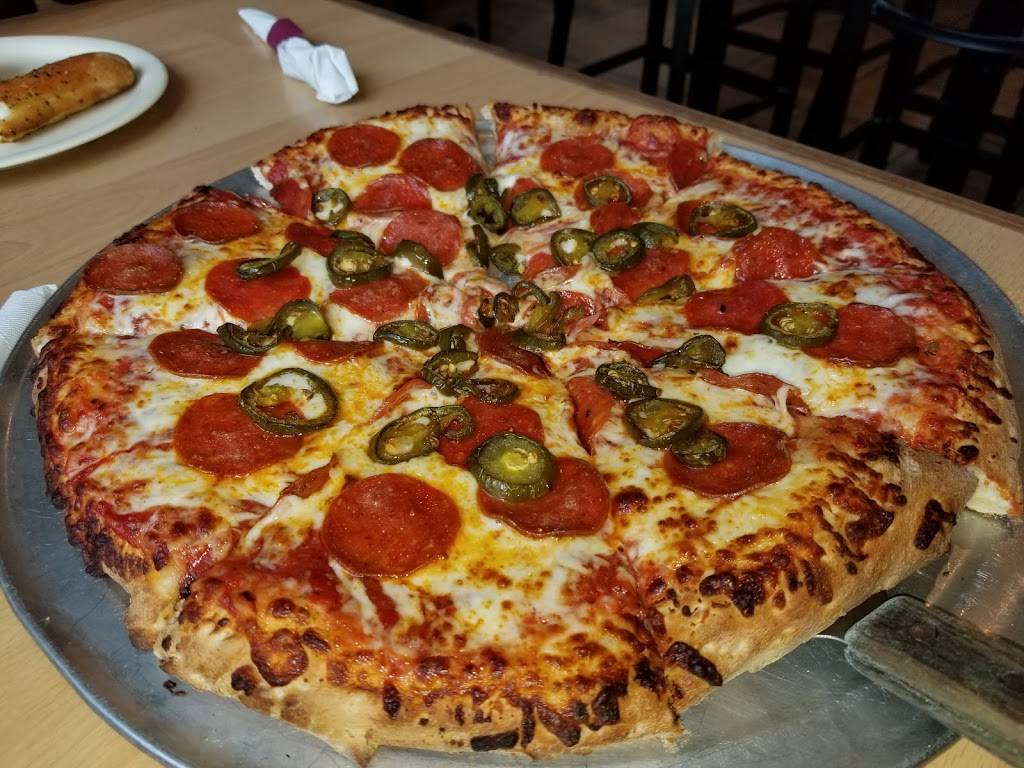 Jeffs Pizza Shop | restaurant | 2402 Lincoln Way, Ames, IA 50014, USA | 5152922321 OR +1 515-292-2321