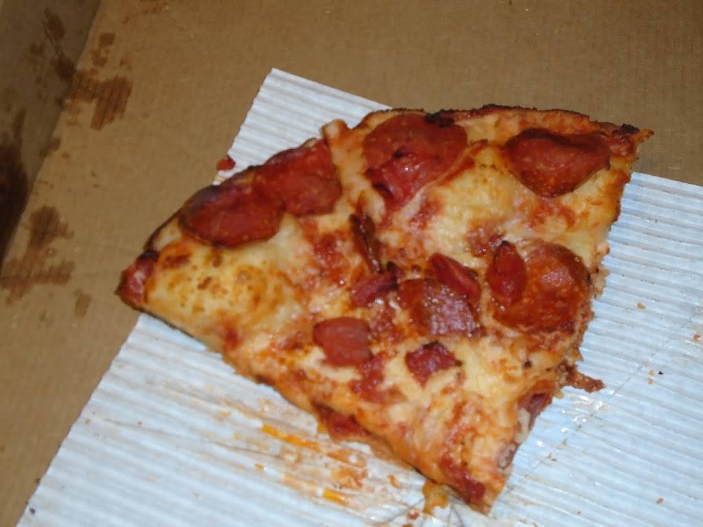 Dominos Pizza | meal delivery | 14212 Detroit Ave, Lakewood, OH 44107, USA | 2162210030 OR +1 216-221-0030