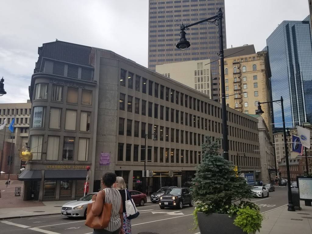 Dunkin | bakery | 100 City Hall Plaza, Boston, MA 02114, USA | 6172279790 OR +1 617-227-9790