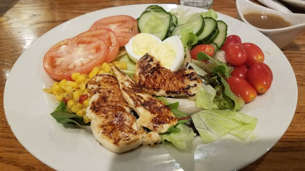 Cracker Barrel Old Country Store | restaurant | 1421, Interstate 35E, 1421 N N Beckley Ave, DeSoto, TX 75115, USA | 9722243004 OR +1 972-224-3004