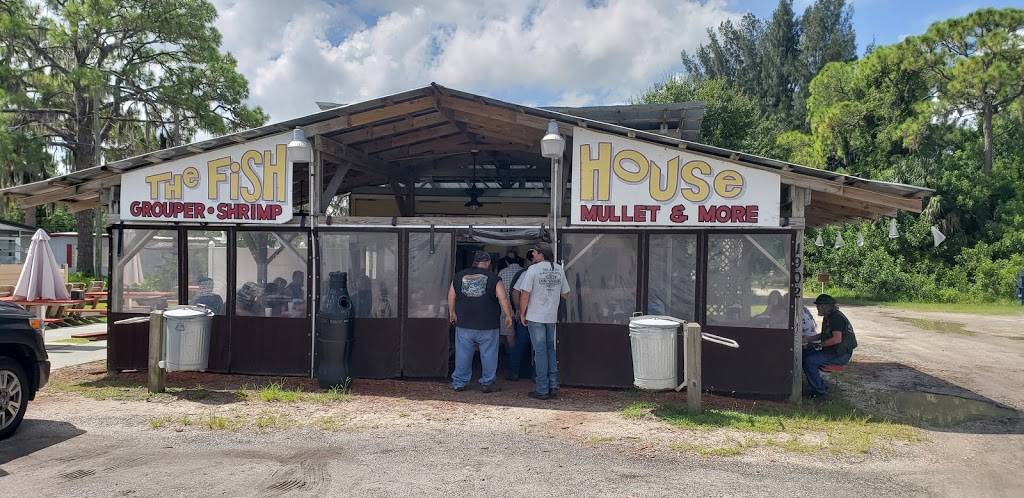 Julies Fish House | restaurant | 1902 W Shell Point Rd, Ruskin, FL 33570, USA | 8136419451 OR +1 813-641-9451